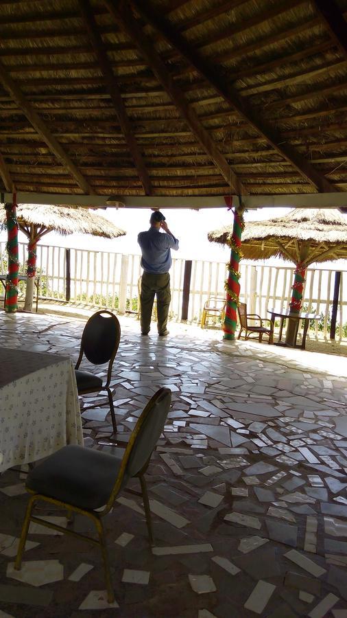 Abuesi Beach Resort Sekondi-Takoradi Екстериор снимка